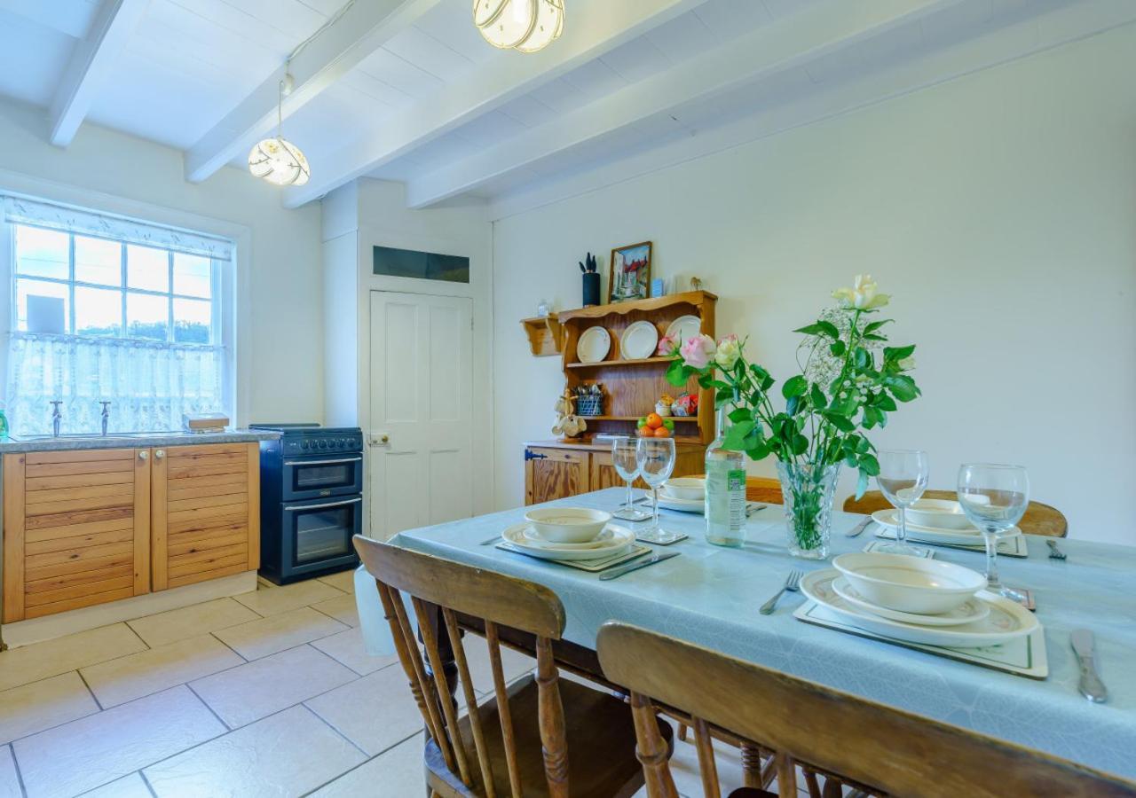 Alice Cottage Robin Hood's Bay Extérieur photo
