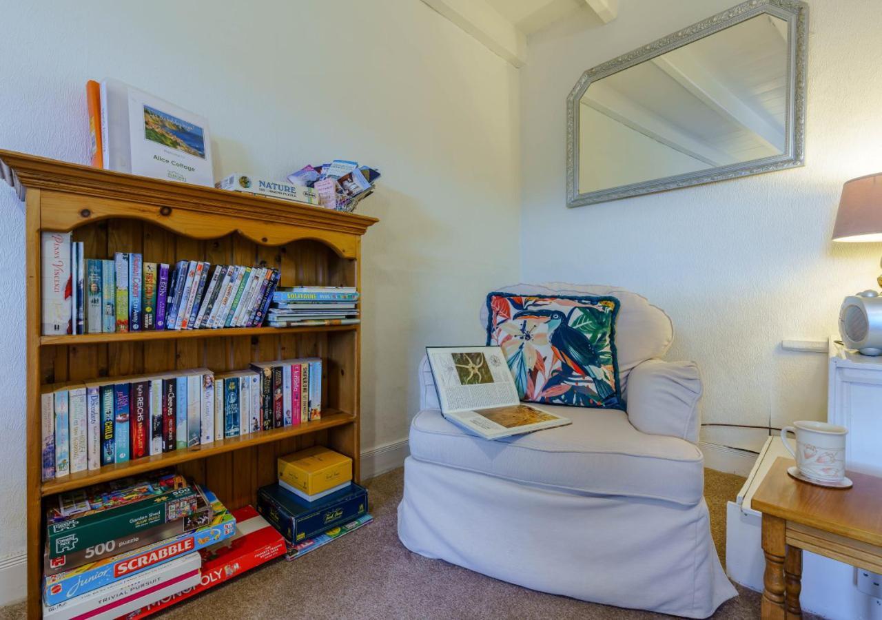 Alice Cottage Robin Hood's Bay Extérieur photo